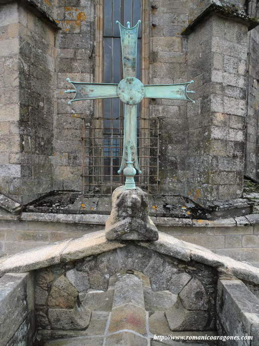 LA CRUZ DE LOS HARAPOS